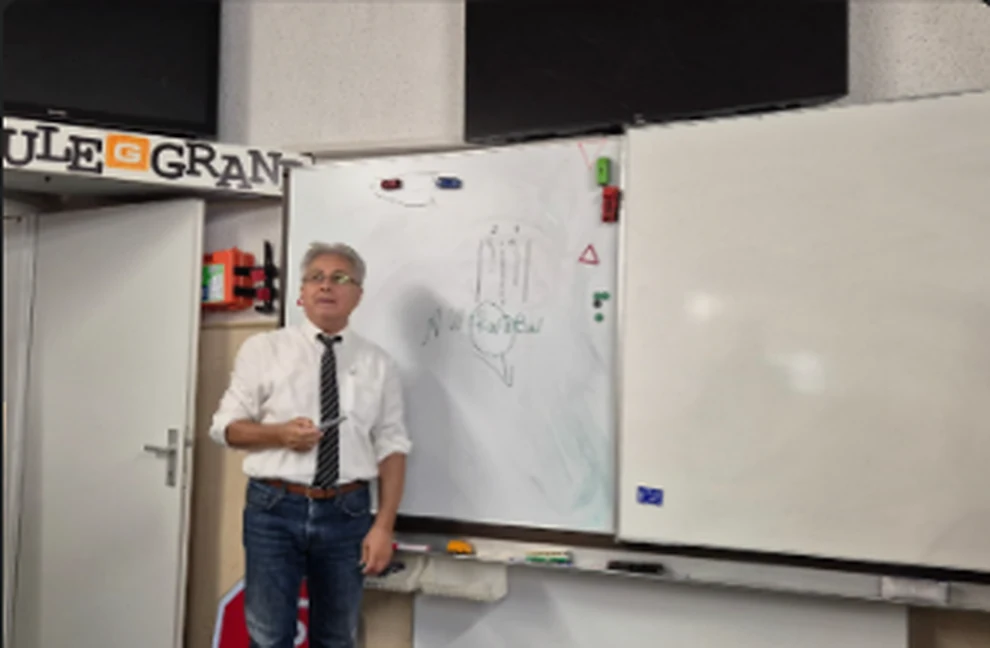 Dipl. Ahmet Görmez bei einer Schulung